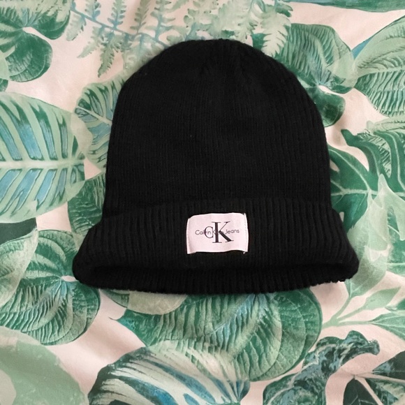 calvin klein beanie NWT main image 3